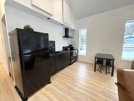 For Lease - 304 Eliza Street, Meaford, Ontario - Photo 4