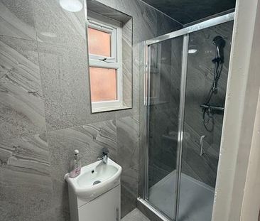 4 bedroom house to rent - Photo 4