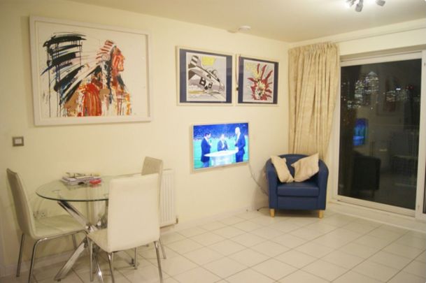 2 Bed Flat, Sullivan Court, E3 - Photo 1