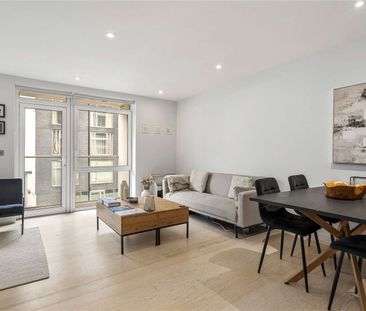 2 Double bedroom modern apartment on the first floor - Photo 3