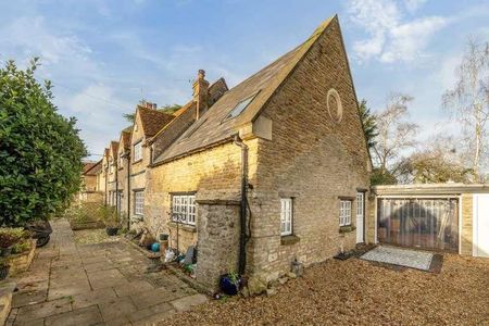 Manor Mews, Stratton Audley, OX27 - Photo 2