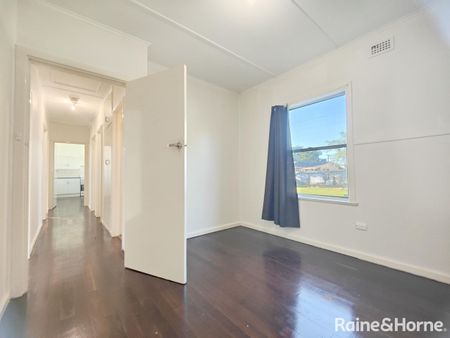 Affordable Home - Photo 2