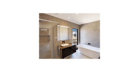 Modern 4-Bedroom Family Home in Central Upper Coomera Location - Photo 5