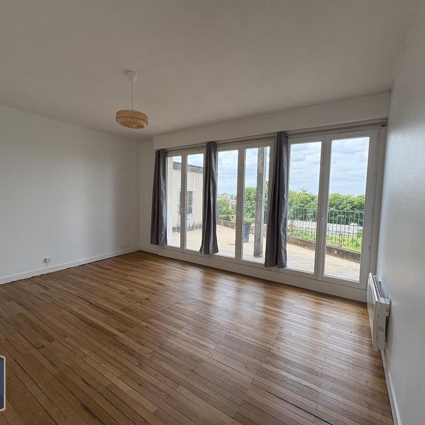 Location Appartement 2 pièces 46m² ANGOULEME 16000 - Photo 1