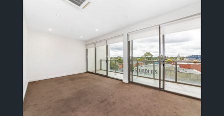 Everything at your door step! - Photo 2