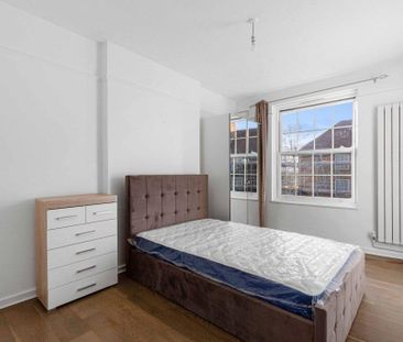 3 bedroom flat to rent - Photo 6