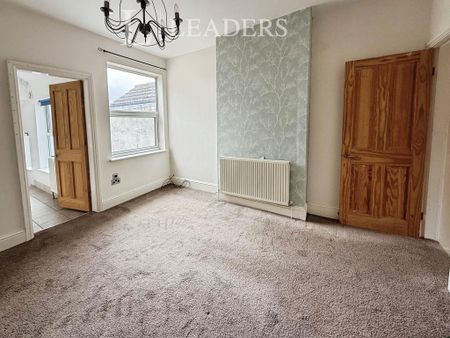 3 bedroom detached house to rent - Photo 2