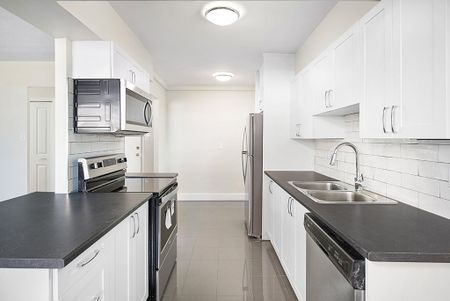 Maeford Court Apartments - Photo 4