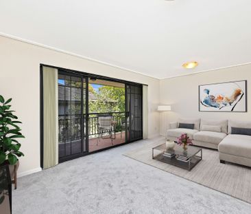 Modern Top-Floor Apartment in the Heart of Balmain Shores - Photo 3