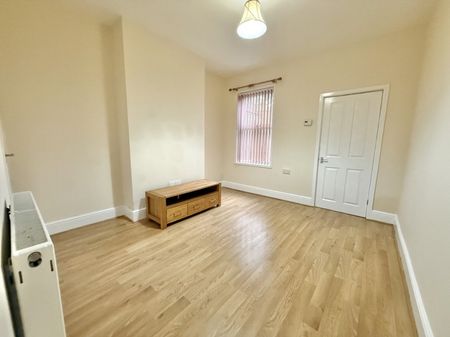 Cromwell Street, Coventry - - Photo 4