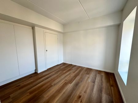 Moderne 3 værelses lejlighed med fjordudsigt i Nørresundby - Photo 5