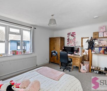 3 bedroom terraced house to rent - Photo 5
