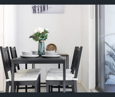 Furnished one bedroom with a executive style in an urban hotspot - Photo 3