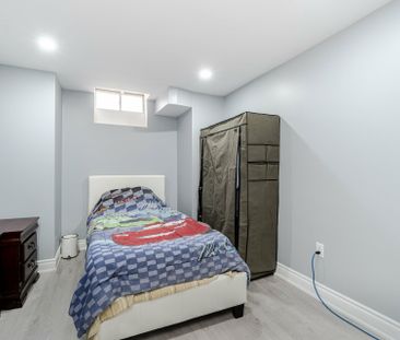 For Lease - 10 Mullis Crescent, Brampton, Ontario - Photo 6