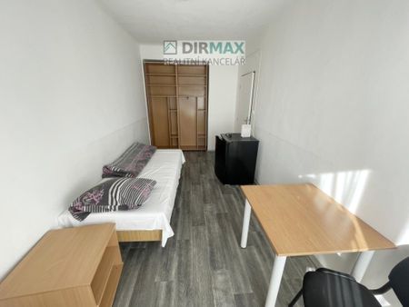 Pronájem bytu pokoj 15 m2 - Photo 2