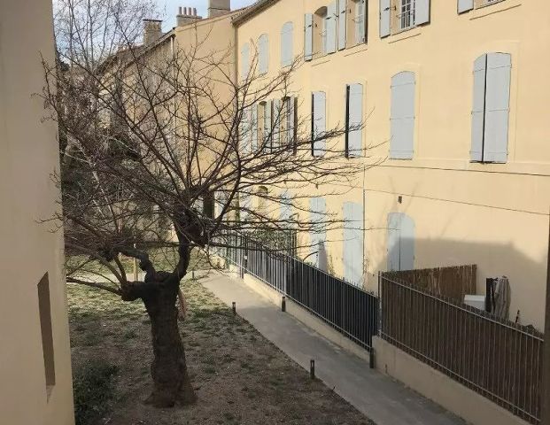 location Appartement T2 DE 40.8m² À AIX EN PROVENCE - Photo 1