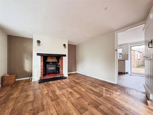 3 bedroom semi-detached house to rent - Photo 1