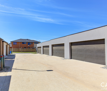 10 Supplejack Walk, Cranbourne North - Photo 6