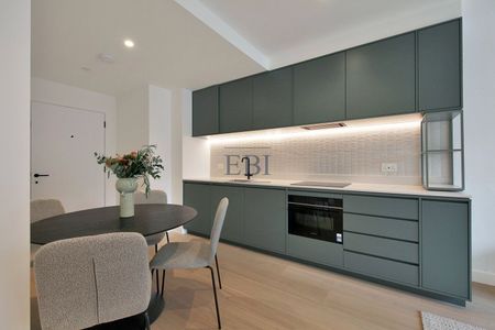 20 Parkview Avenue, NW2 8AH - Photo 4
