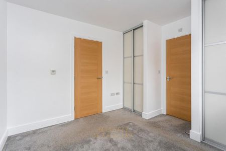 3 bedroom terraced house to rent - Photo 5