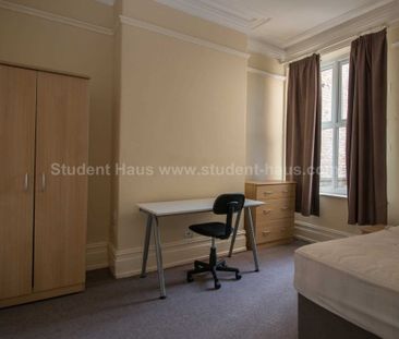 Bolton Road, Salford - Photo 6