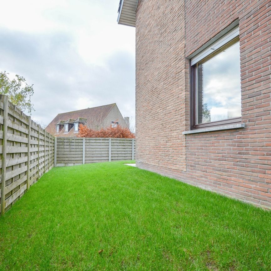 Alleenstaande woning met vier slaapkamers te Hooglede. - Photo 1