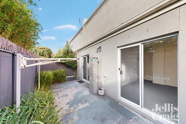 5B Maireana Street, Maribyrnong - Photo 1