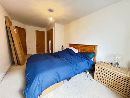 Darville House, Oxford Road East, Windsor, Berkshire, SL4 1EF - Photo 5