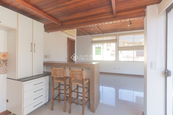 Cobertura com 2 quartos e 128m² para alugar em Auxiliadora, Porto Alegre. - Photo 1