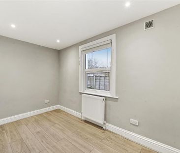 3 bedroom maisonette to rent - Photo 4