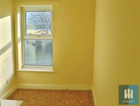 Leeds Road, Bradley, Huddersfield, HD2 - Photo 2