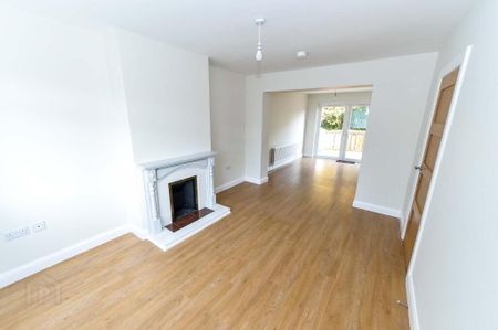 52 Cumberland Park, Dundonald, Belfast, BT16 2AZ - Photo 2