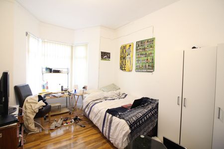 Harriet Street, Cathays - Photo 2