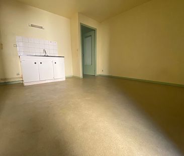 Location Appartement 1 pièce 40m² BESANCON 25000 - Photo 2