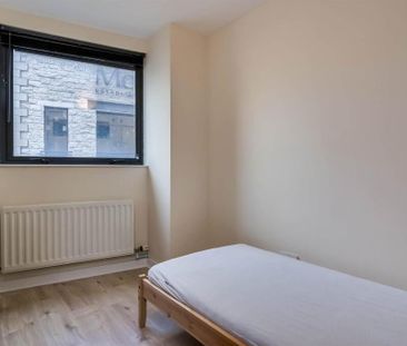 16 Queens Square, 17 Queens Square, Belfast, BT1 3FF - Photo 4