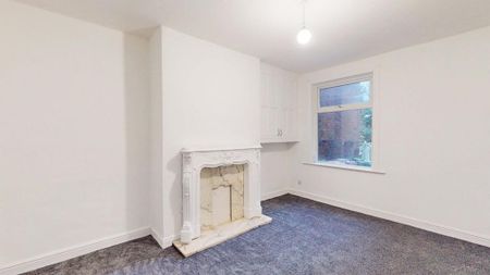 4 bedroom terraced house to rent - Photo 2