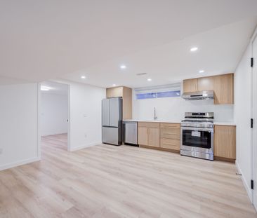 For Lease - 2417 Mississauga Road Unit# Basement, Mississauga, Ontario - Photo 5