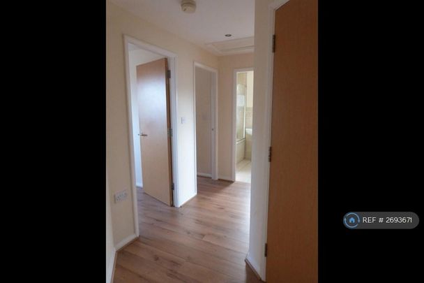 2 bedroom flat to rent - Photo 1