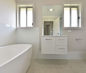 Pefect Family Home - Photo 3