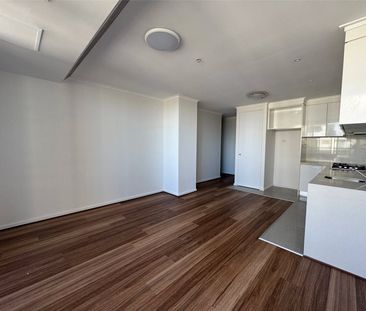 1904/63 Whiteman Street - Photo 2