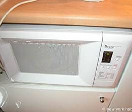 Logement à Paris, Location meublée - Photo 6