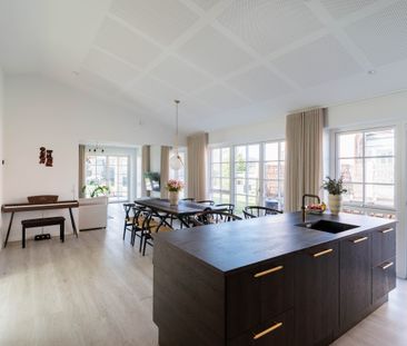 Moderne villa med masser af plads og solrig terrasse - Foto 6