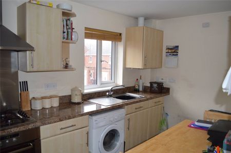 2 Bed Property To Rent - Photo 5