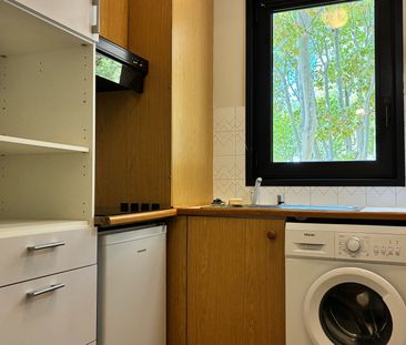 Location Appartement 2 pièces 44m² AIX EN PROVENCE 13100 - Photo 2