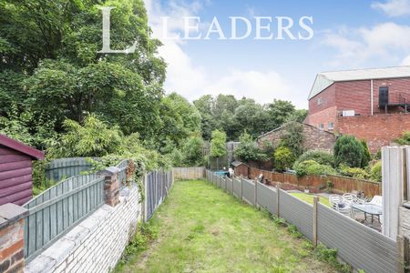 2 bedroom house to rent Vicarage Road, Stoke-on-Trent, ST4 - Photo 3