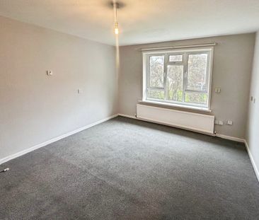 Hermit Street - Photo 2