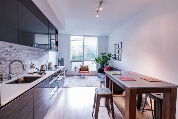 377 Madison Ave apartment — Toronto, ON (1-Bedroom) - 1 Bedroom - Photo 1