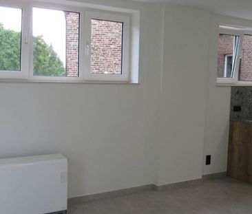 Appartement te huur in Zepperen voor € 650 met 1 slaapkamer - Photo 2