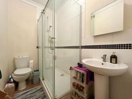 1 bedroom apartment to rent - Photo 4