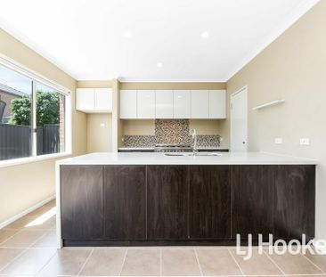 Low Maintenance Lakeside Living! - Photo 3